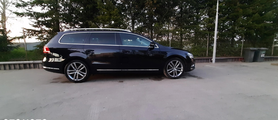 Volkswagen Passat cena 42800 przebieg: 240000, rok produkcji 2013 z Choszczno małe 67